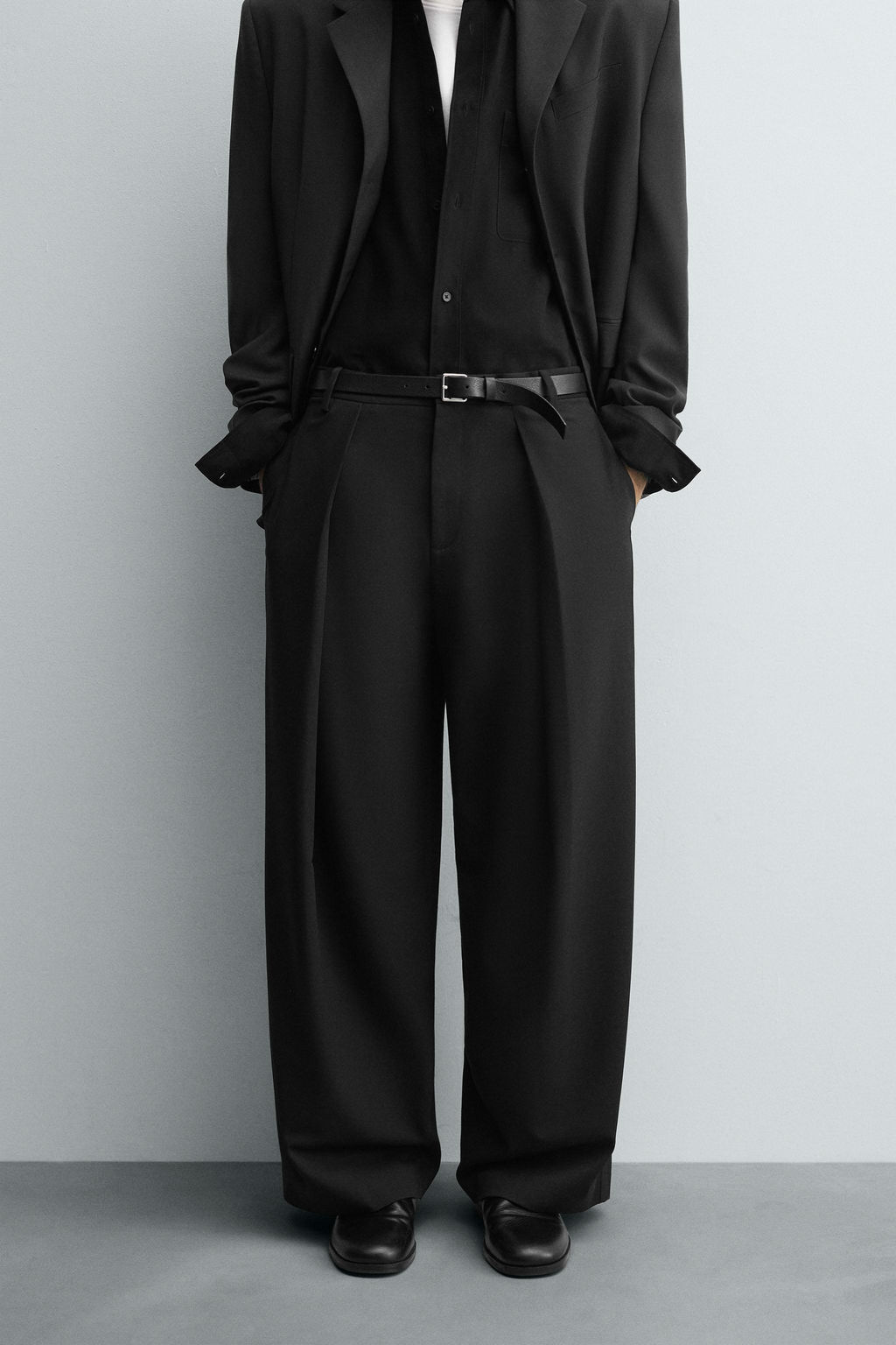 PINSTRIPED PLEATED TROUSERS - Zara фото 13