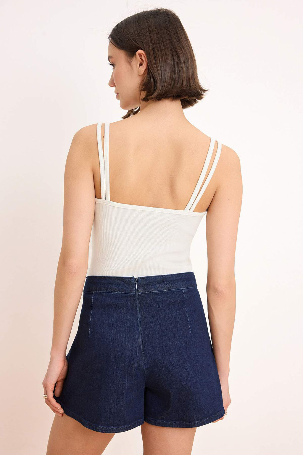 Koyu Mavi Volanl? %100 Pamuk Denim Sort Etek TWOSS26SR00031 - Trendyolmilla фото 5