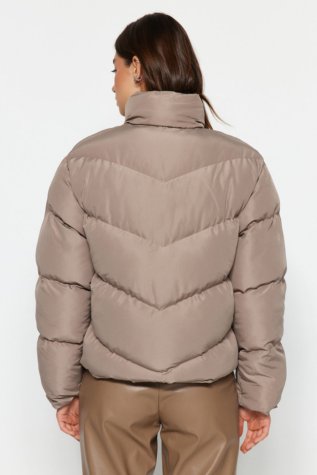 TRENDYOLMILLA Siyah Regular Su Itici Sisme Mont TWOAW24MO00048  фото 12