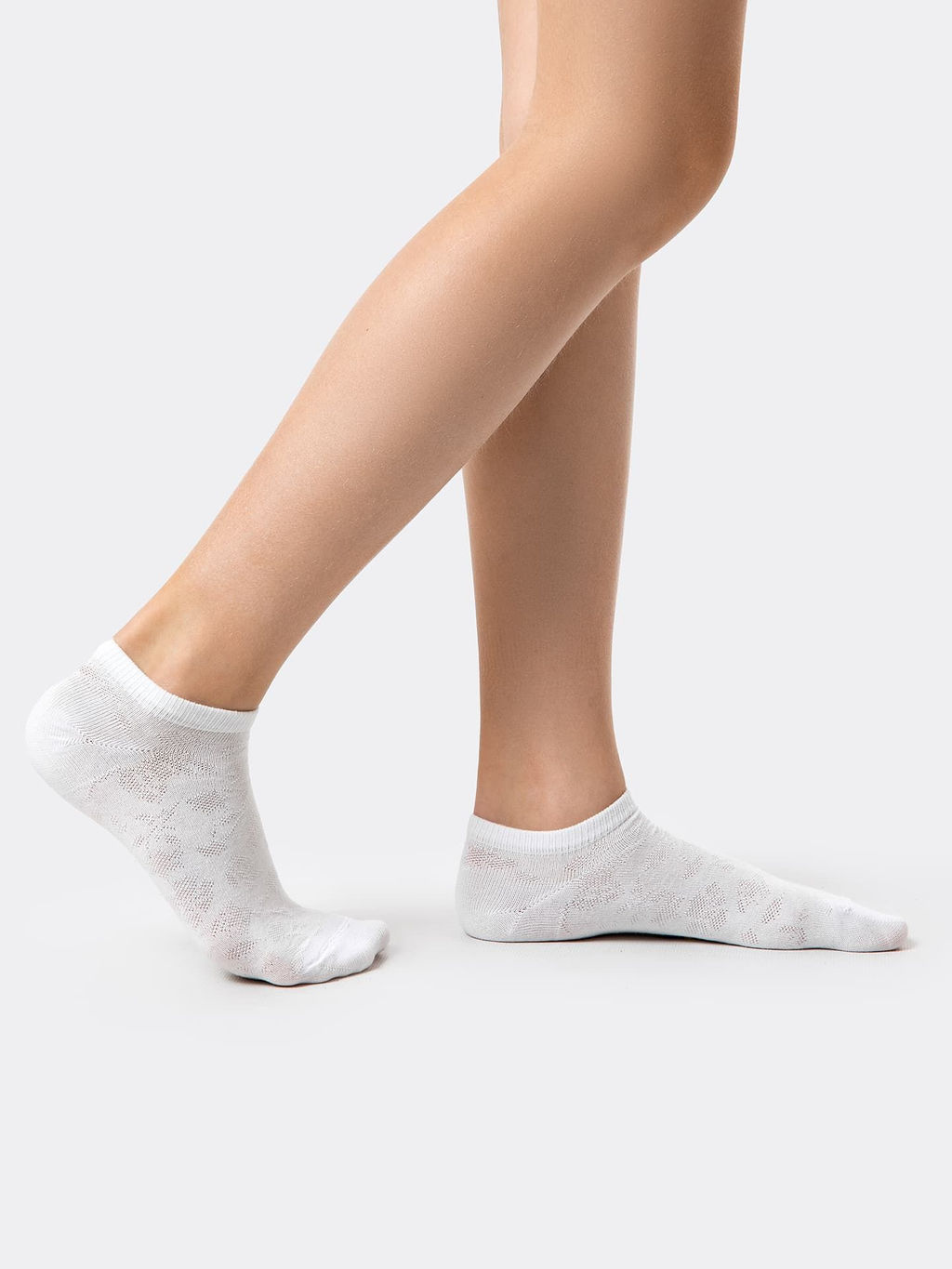 Цена за 5 пар! Носки детские укороченные в белом цвете с сердечками