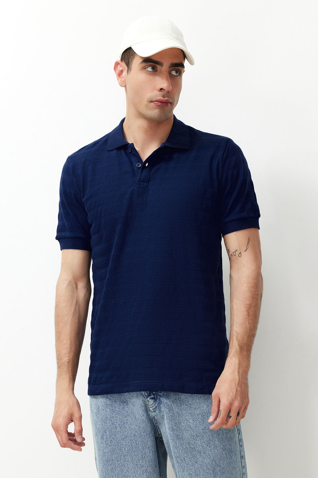 Lacivert Regular/Normal Kesim Dokulu Polo Yaka T-Shirt TMNSS24PO00042