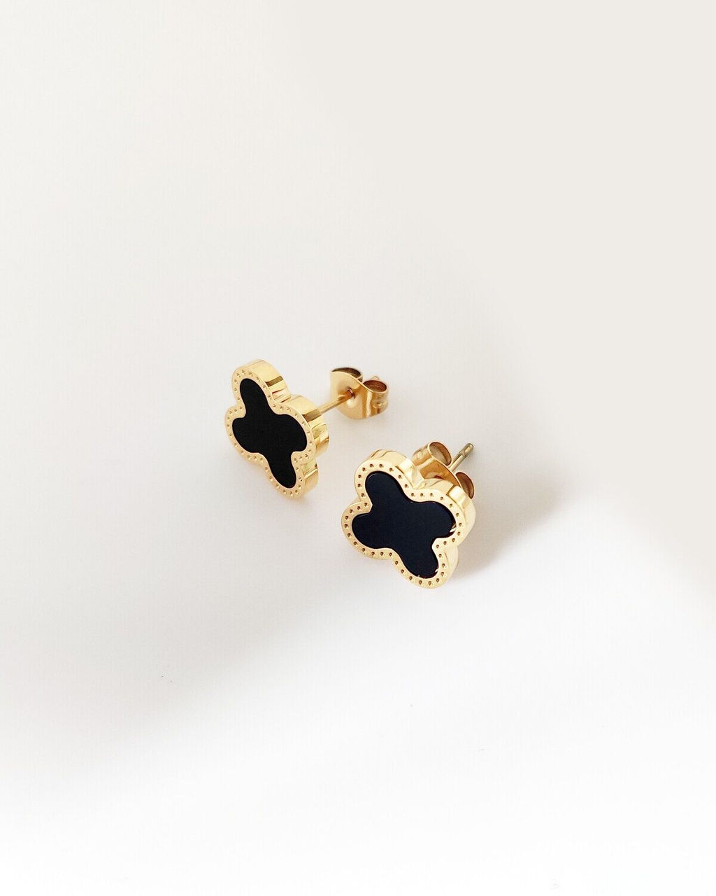 Серьги из стали