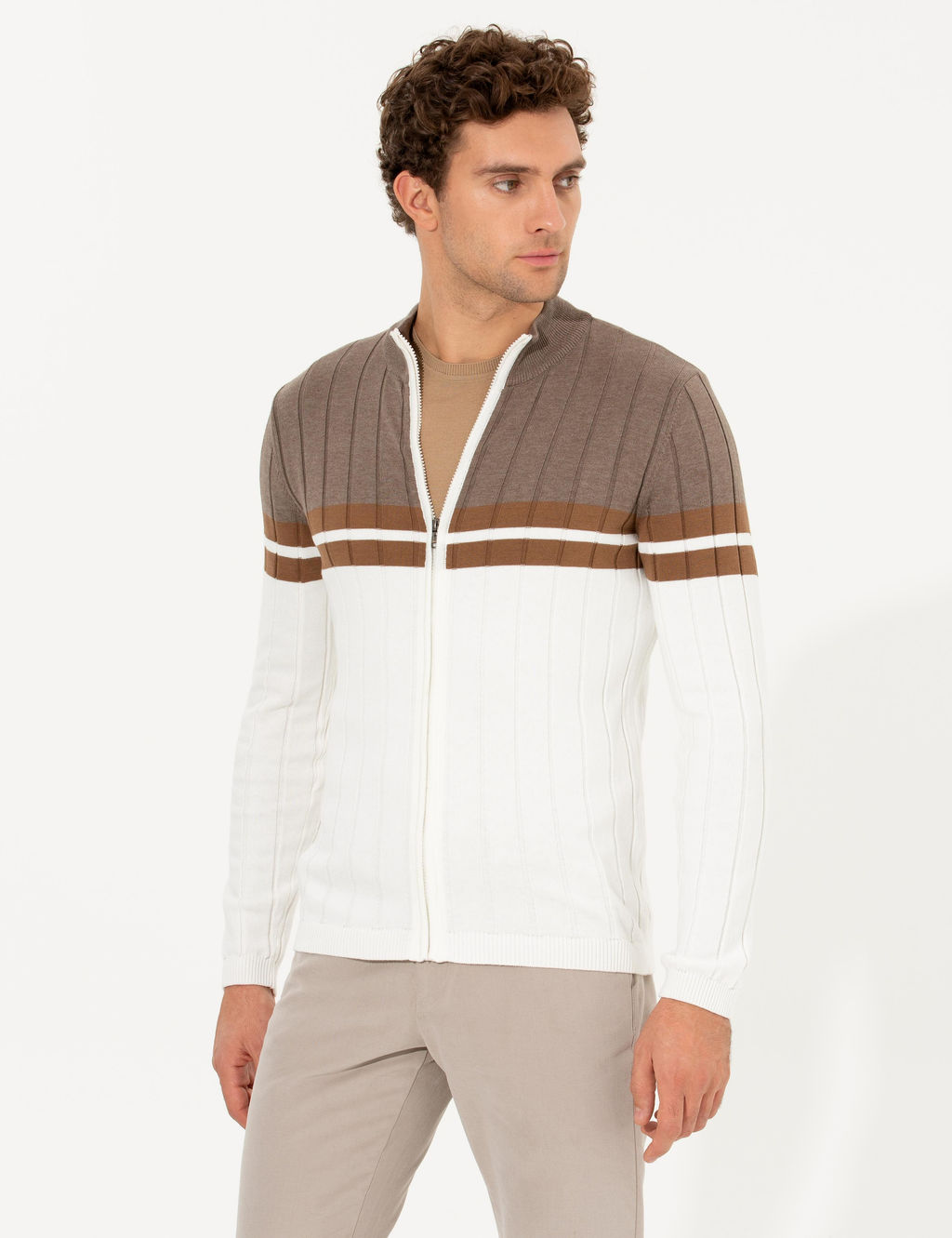 Белый облегающий трикотажный кардиган с высоким воротником - Cacharel фото 9