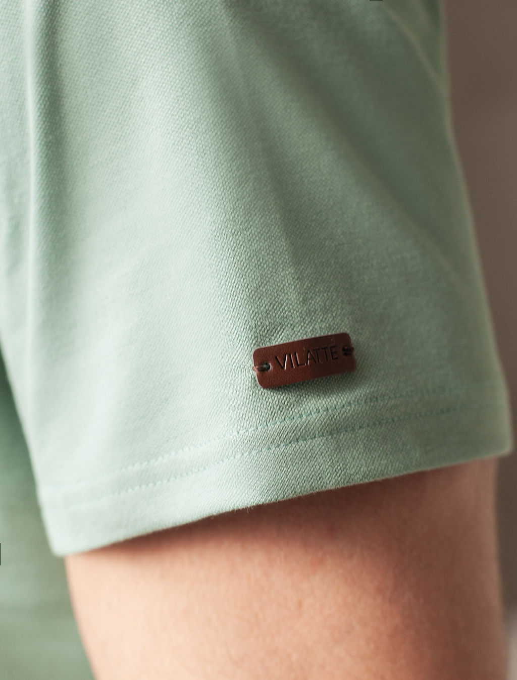 Футболка-поло из фактурного трикотажа - Vilatte фото 7