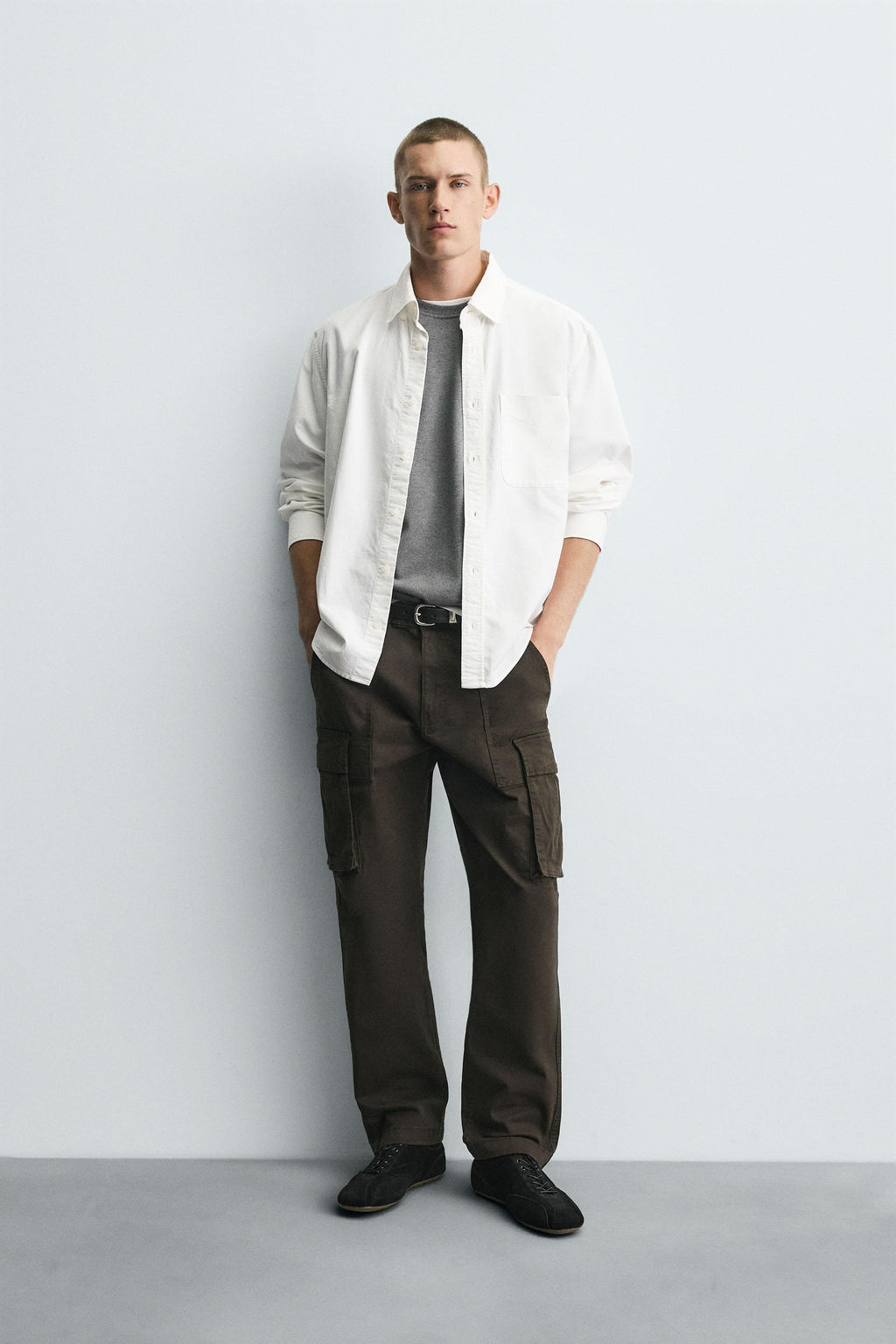 RELAXED FIT CARGO TROUSERS