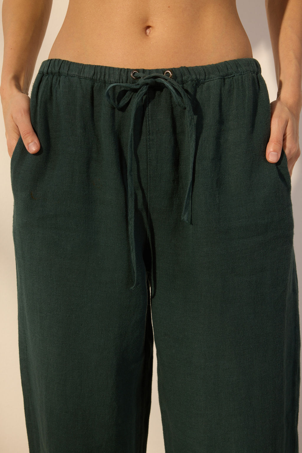 Beyaz %100 Keten Beli Lastikli Normal Bel Wide Leg Pantolon TWOSS25JE00244 - Trendyolmilla фото 7