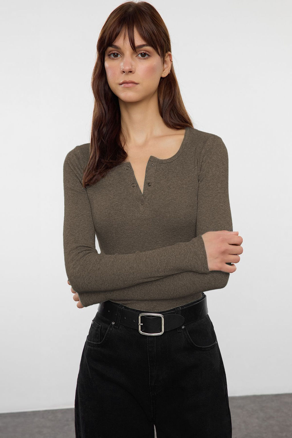 Trendyolmilla Siyah C?tc?tl? Fitted/Vucuda Oturan Fitilli Esnek Orme Bluz TWOAW25BZ00080  фото 2