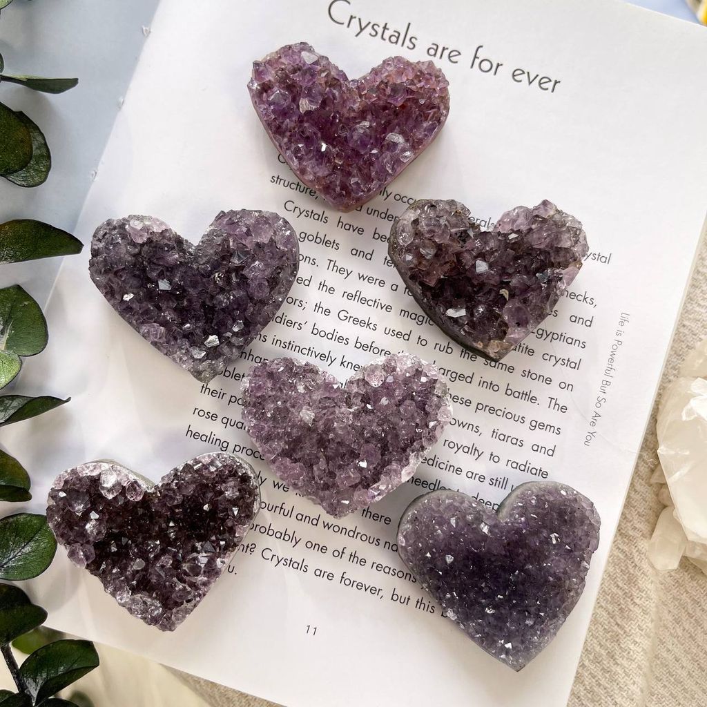 Друза "Сердце" из Аметиста