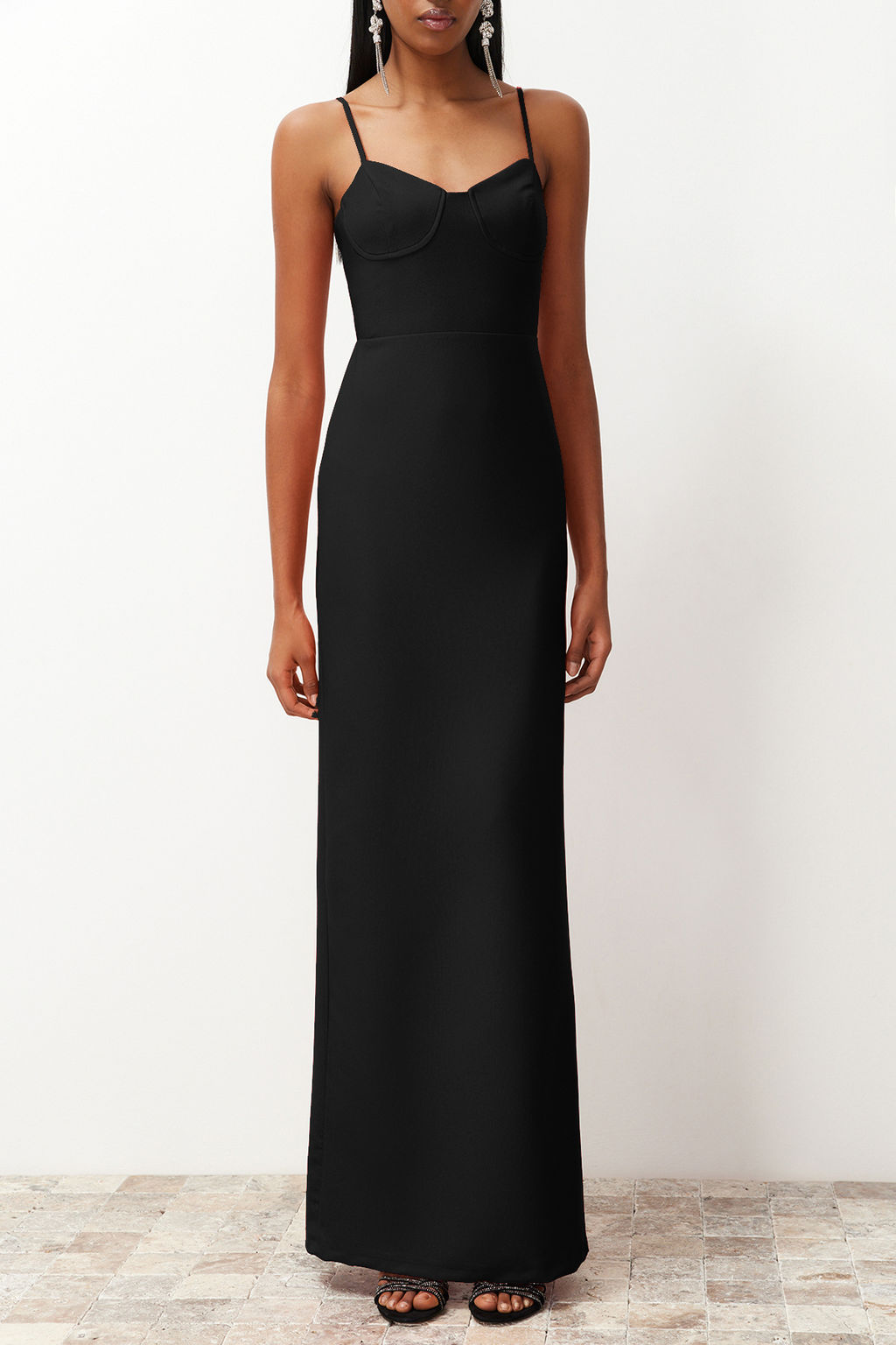 Siyah Gogus Detayl? Vucuda Oturan Dokuma Uzun Gece Abiye Elbise TPRSS24AE00115