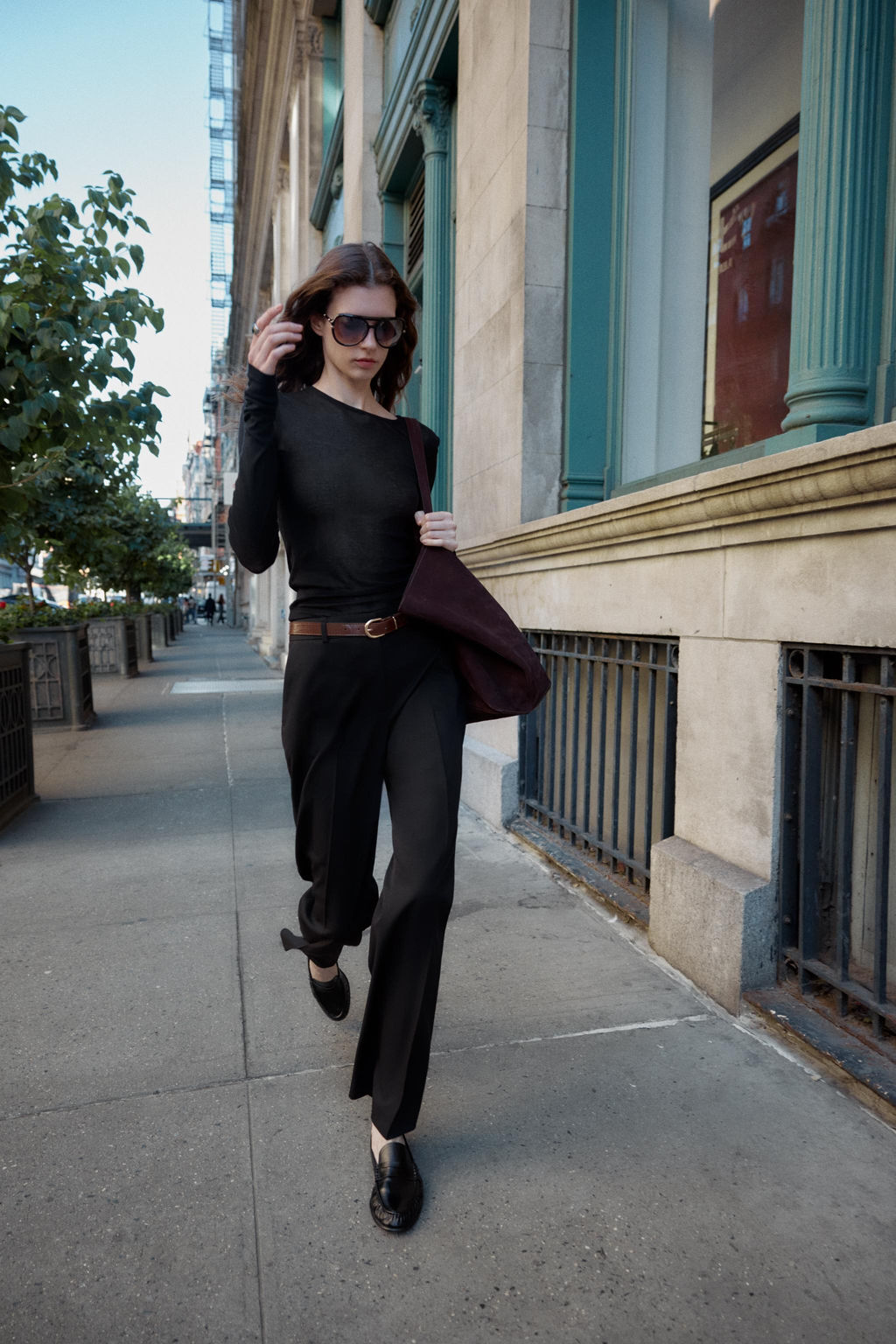 STRAIGHT-LEG TROUSERS WITH BELT