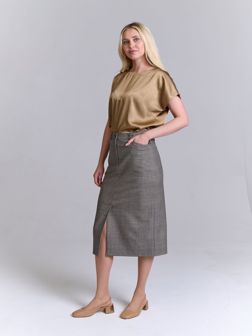 Юбка прямого кроя из костюмной ткани