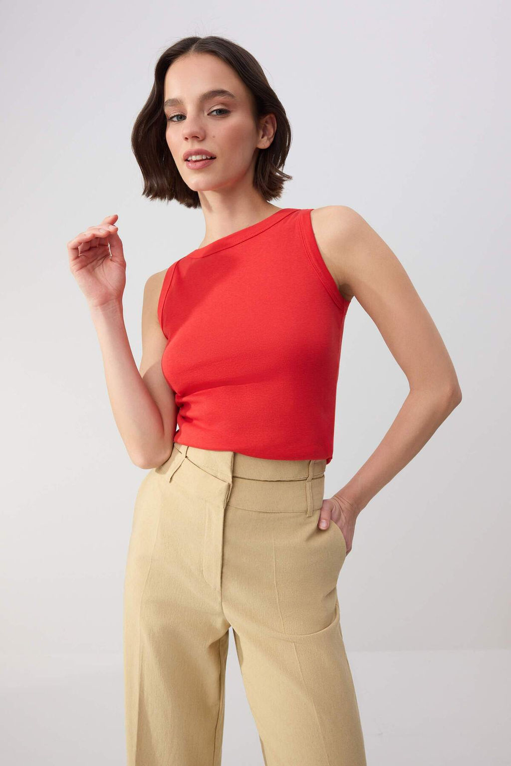 Wardrobe Essentials-Siyah Fitted/Vucuda Oturan Kolsuz Pamuk Ribana Orme Atlet TWOSS26AL00043 - Trendyolmilla фото 10