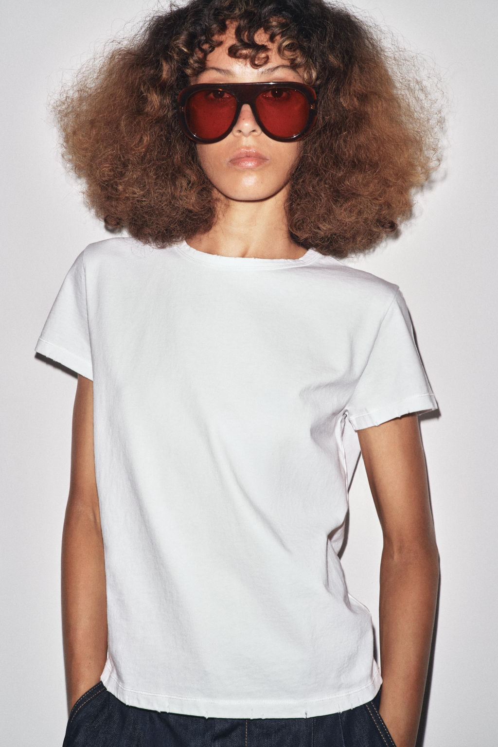 REGULAR RIPPED T-SHIRT - Zara фото 10