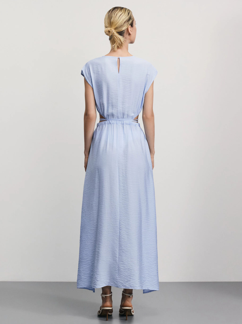 Платье миди из жатой вискозы / Zarina  фото 4