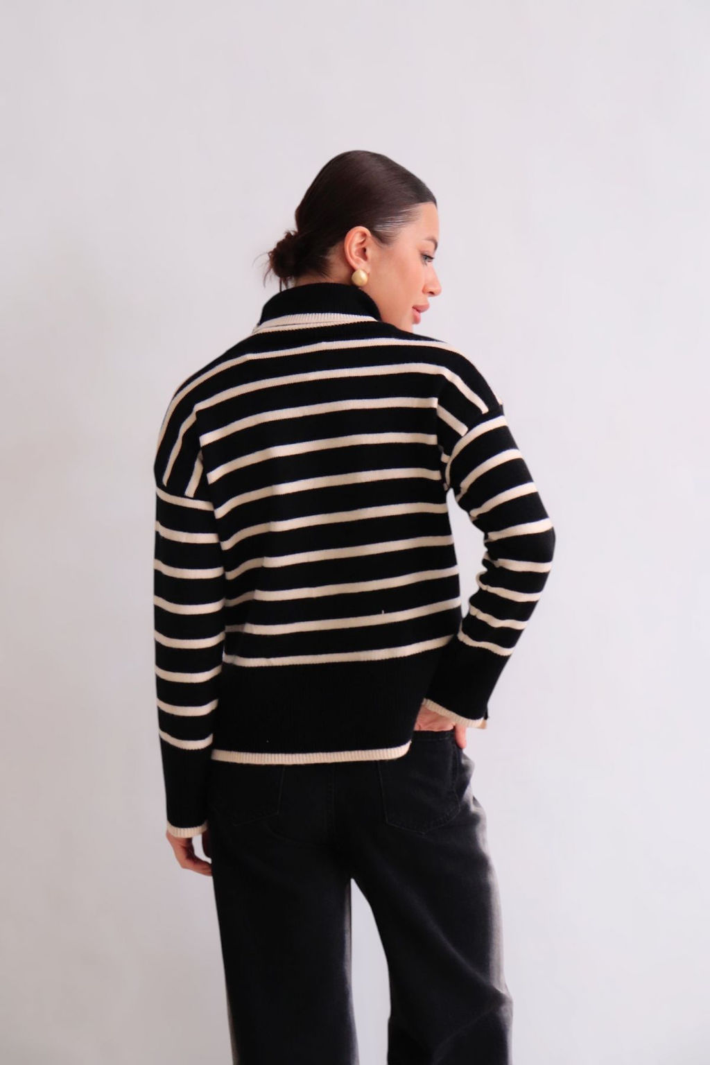 Martichelli Свитер чёрный в бежевую полоску  фото 20