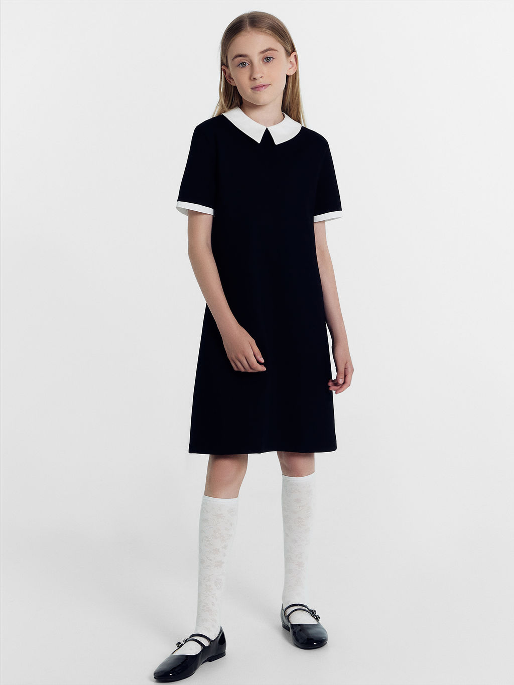 Платье черное с белым воротником и вставкой в рукавах для девочек - Mark formelle фото 3