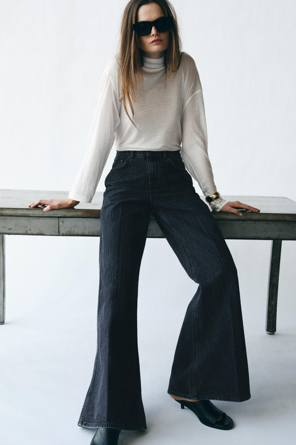 ZW COLLECTION HIGH-WAIST FLARED STRIPED JEANS - Zara фото 12