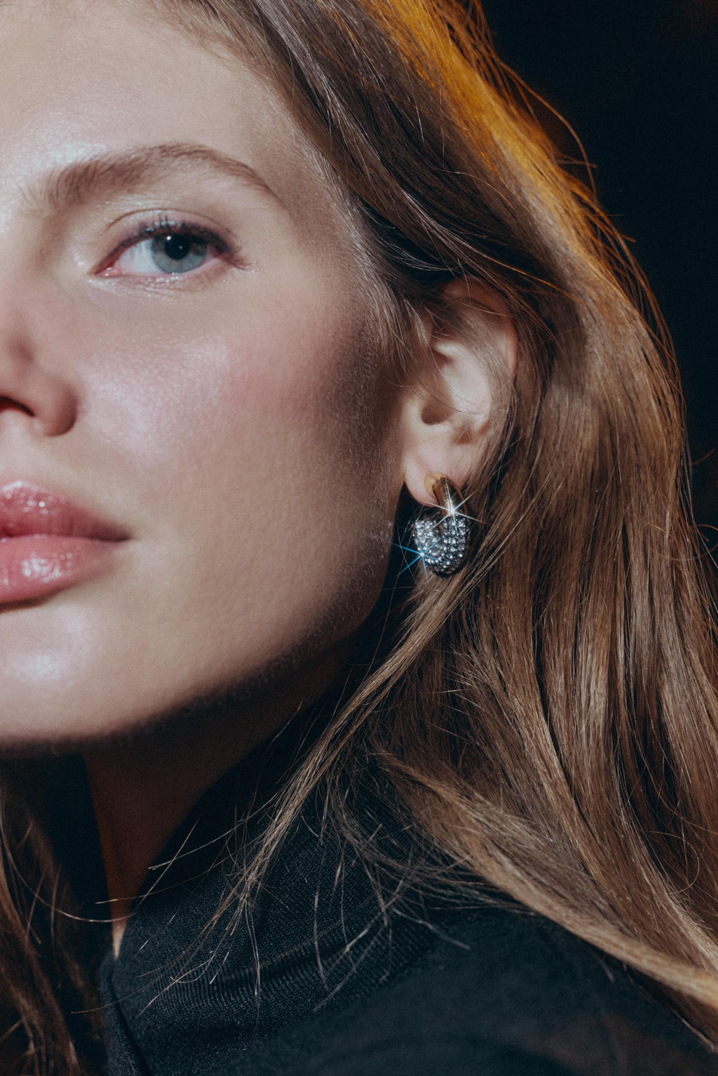 RHINESTONE HOOP EARRINGS - Zara фото 4