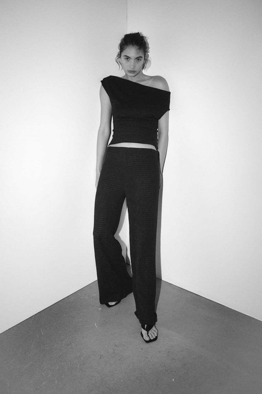 Top en punto texturizado con escote barco - H&m фото 3