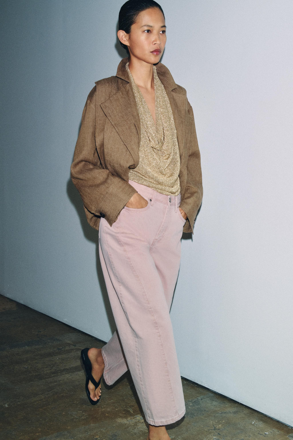 JEANS ZW COLLECTION ANKLE RELAXED TIRO MEDIO / Rosa - Zara фото 4
