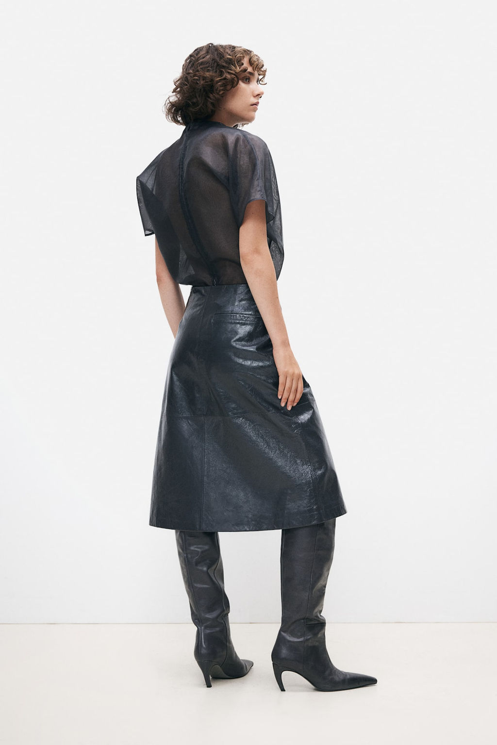 Blusa de organza con pliegues - H&m фото 3