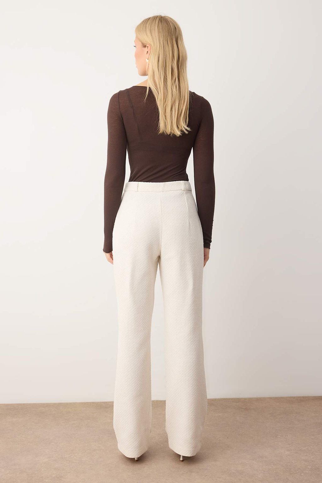 Ekru Tuvit Dugme Detayl? Pantolon TWOAW26PL00172