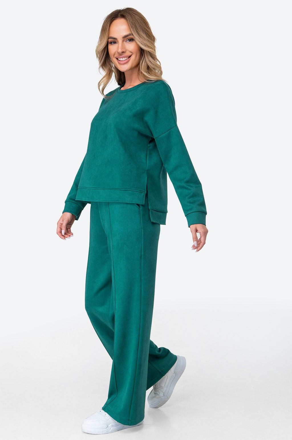 Женский костюм из экозамши Happy Fox  фото 29