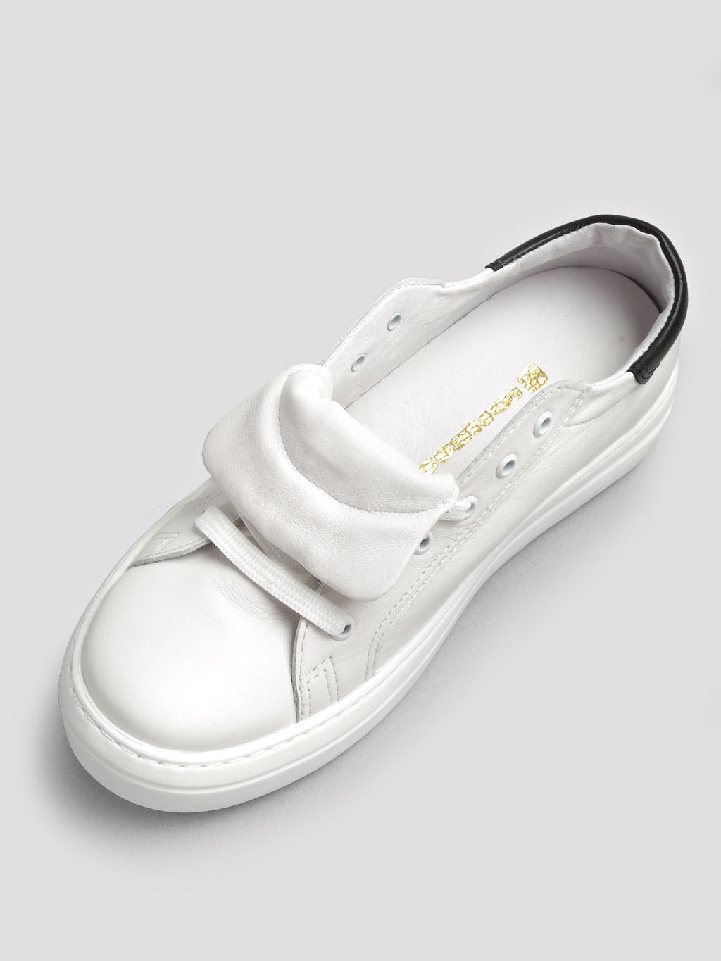 Туфли Ионесси