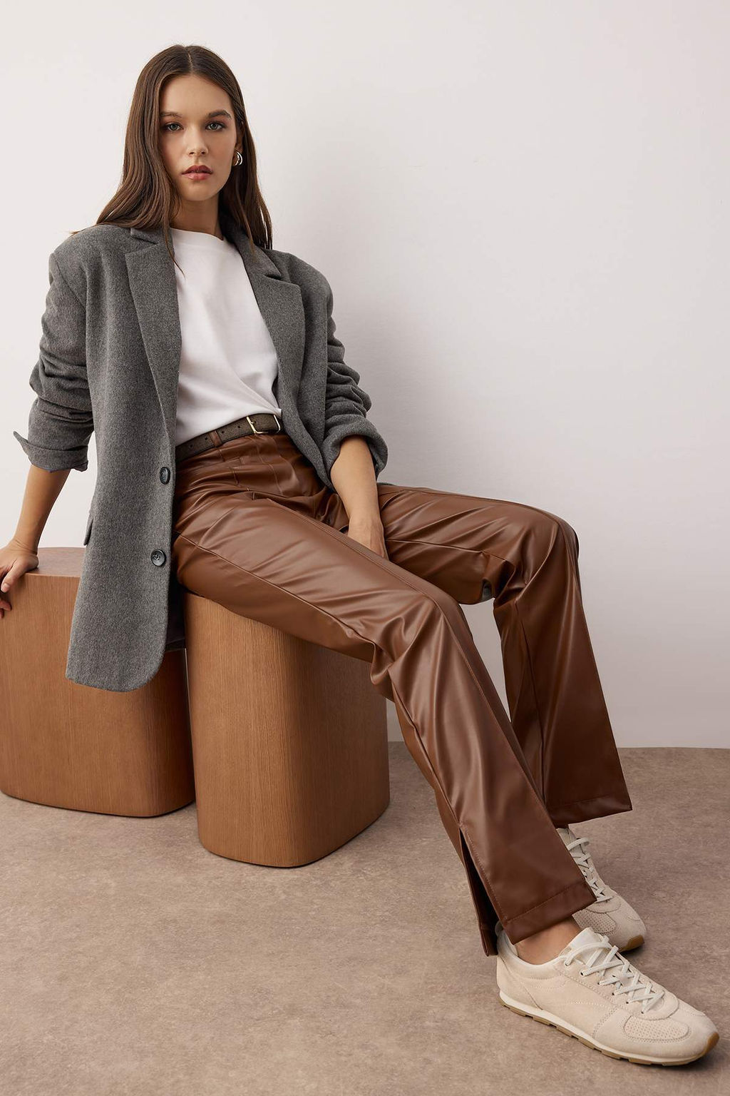 Kahverengi Suni Deri Flare Bootcut Pantolon TWOAW26PL00082