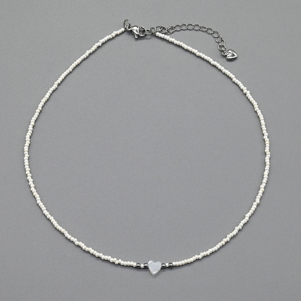 Чокер из бисера с перламутровой вставкой Сердце, 36см