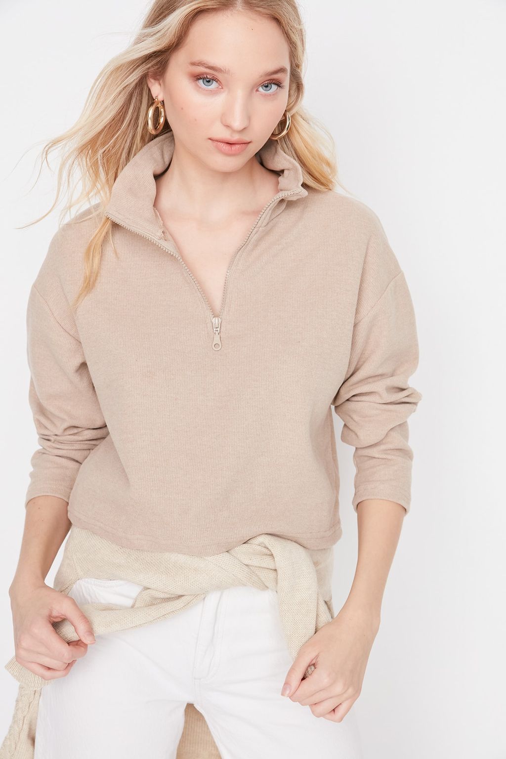 Bej Selanik/Triko Gorunumlu Fermuarl? Yaka Regular/Normal Kal?p Orme Sweatshirt TWOAW22SW0732