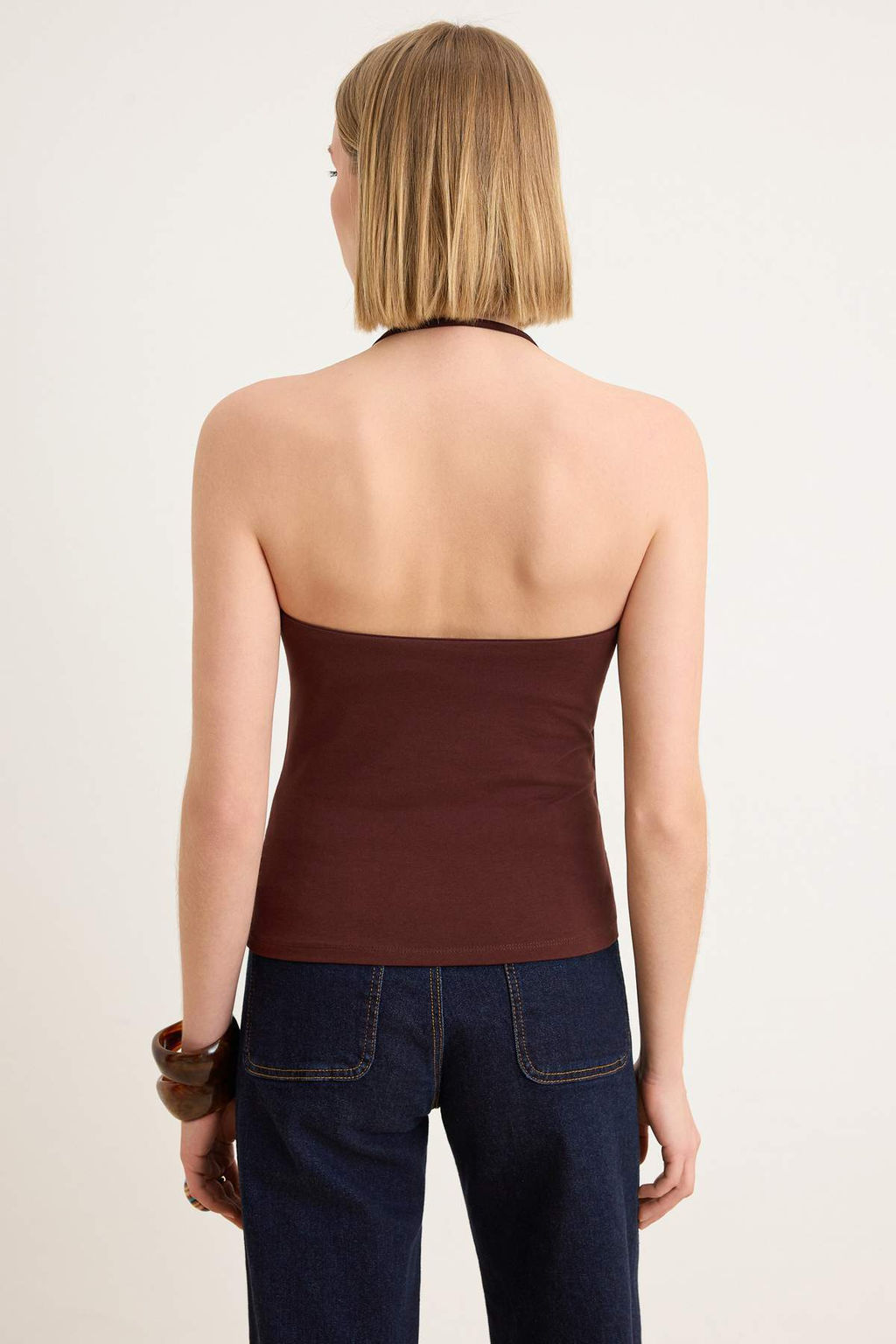 Ekru Duz Fitted Halter Yaka Ince Ask?l? Kolsuz Pamuklu Esnek Orme Atlet TWOSS26AL00067 - Trendyolmilla фото 8
