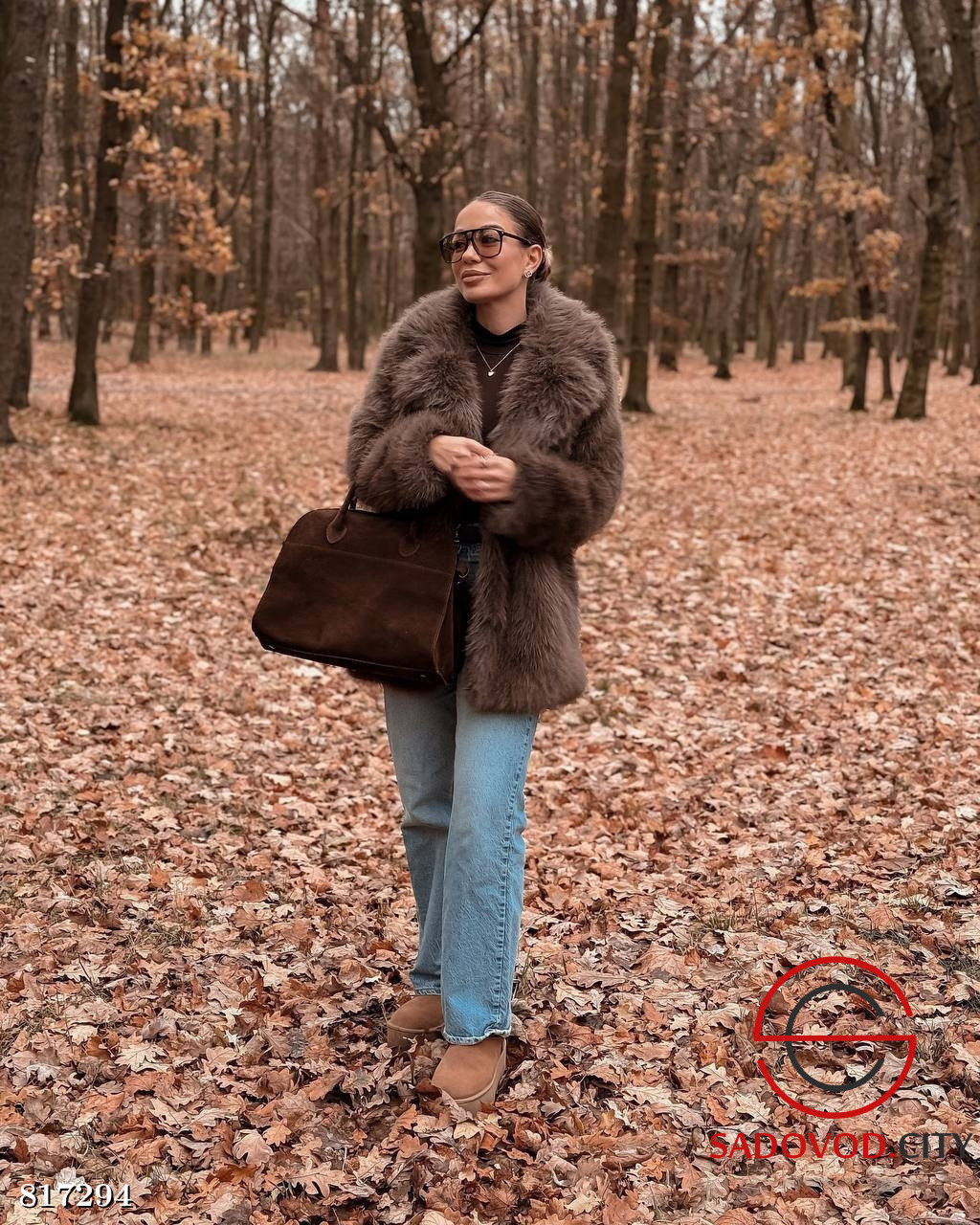 Женская шуба из искусственного меха