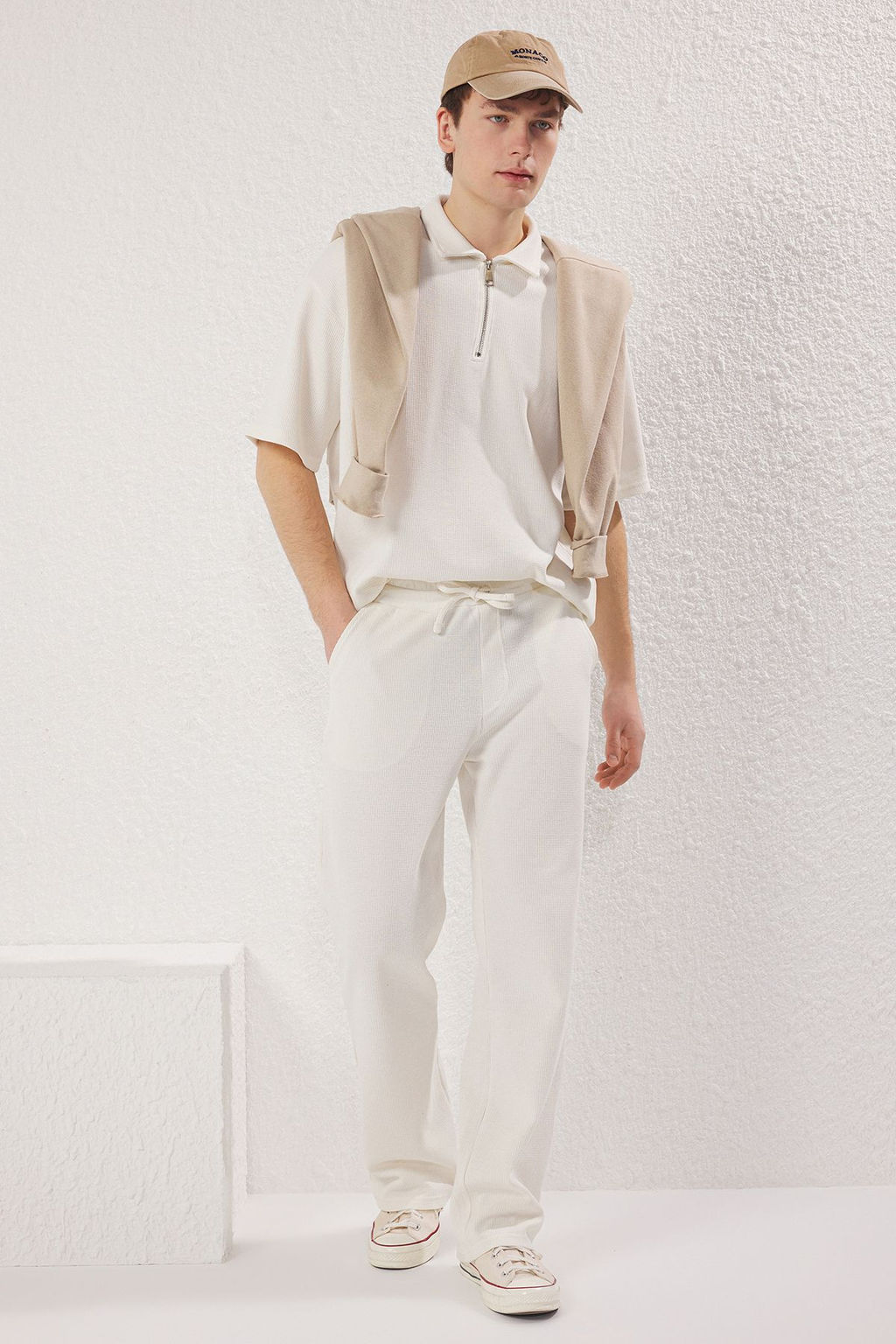 TRENDYOL MAN Siyah Wide Leg/Genis Kesim Waffle Dokulu Esofman Alt? Pantolon TMNSS25EA00000 - Trendyolmilla фото 10