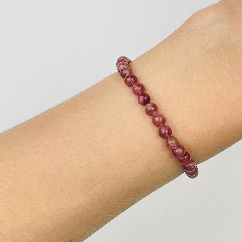 Браслет из Клубничного кварца 15 см