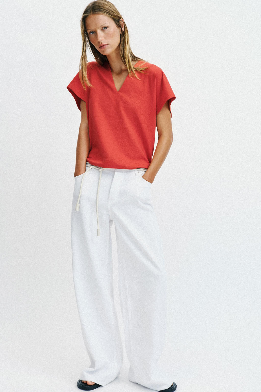 CAMISETA R?STICA ESCOTE PICO / Coral