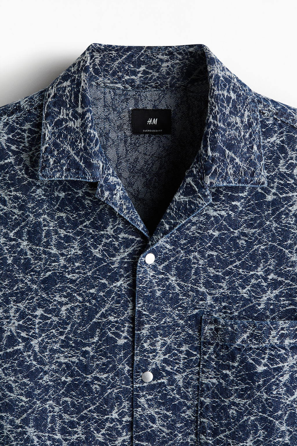 Camisa denim estampada Oversized Fit - H&m фото 2