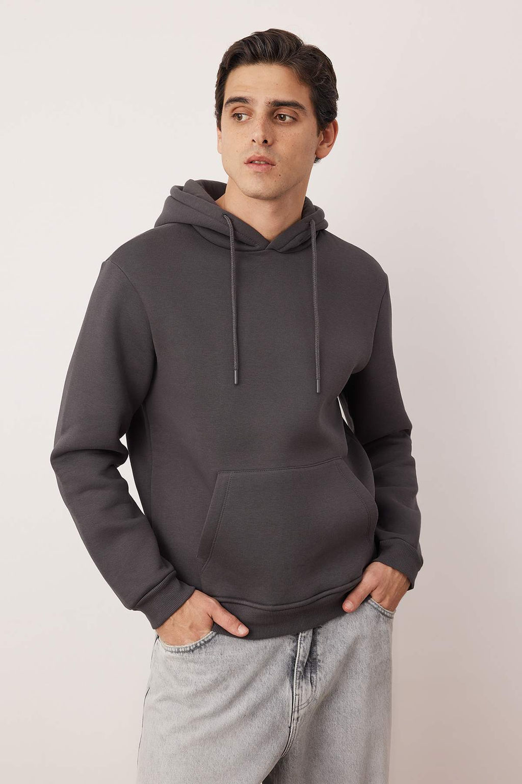 TRENDYOL MAN Vizon Basic Regular/Normal Kesim Kapusonlu Ici Polarl? Kanguru Cepli Sweatshirt TMNAW20SW0163 - Trendyolmilla фото 50