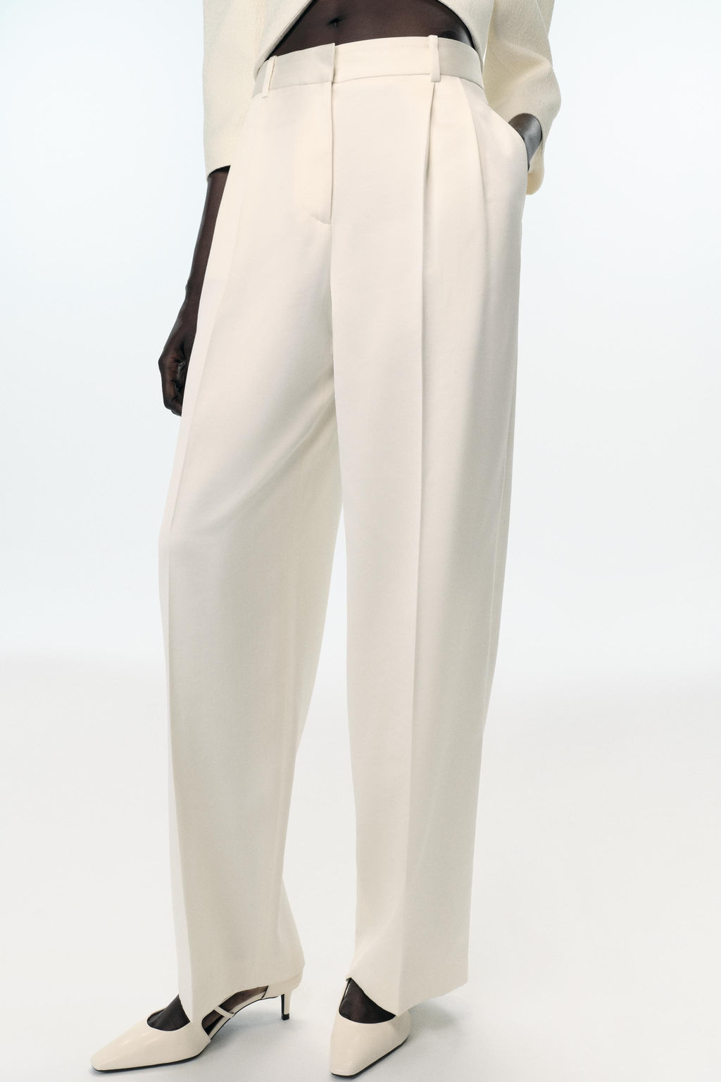 STRAIGHT TROUSERS WITH DARTS - Zara фото 2