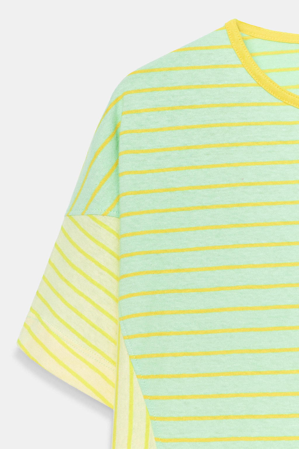 CAMISETA RAYAS ALGOD?N Y LINO / verde lavado - Zara фото 7
