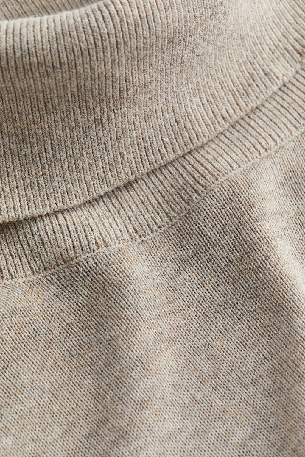 Jersey de cuello alto en punto fino Slim Fit - H&m фото 2