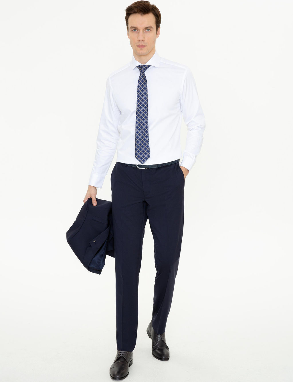 Белая базовая рубашка с длинным рукавом в современном стиле - Cacharel фото 4