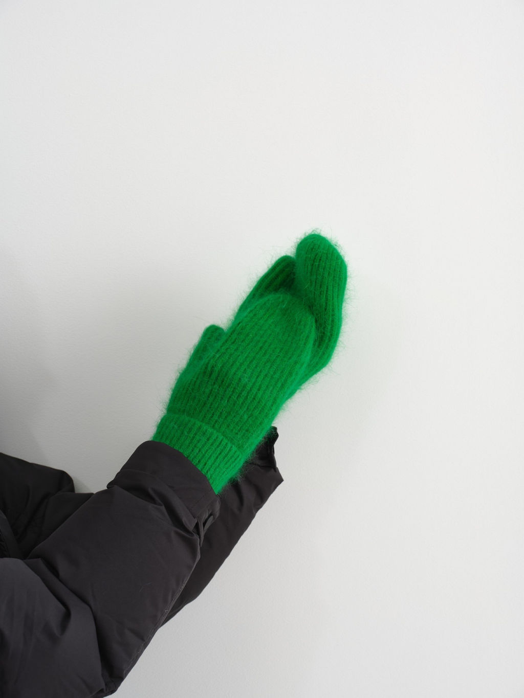 Conso/KV 230315 - green Варежки  фото 2