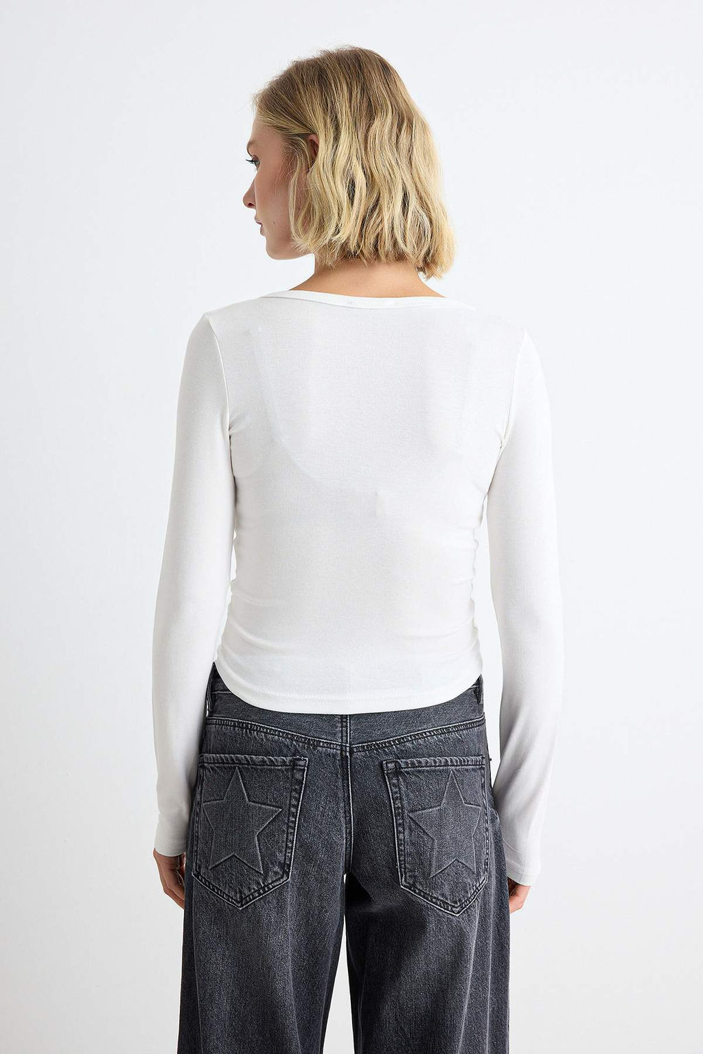 Siyah-Ekru D_z Fitted Bisiklet Yaka Crop/K_sa __t__tl_ Viskon Ribana _rme Bluz TWOAW27BZ00049