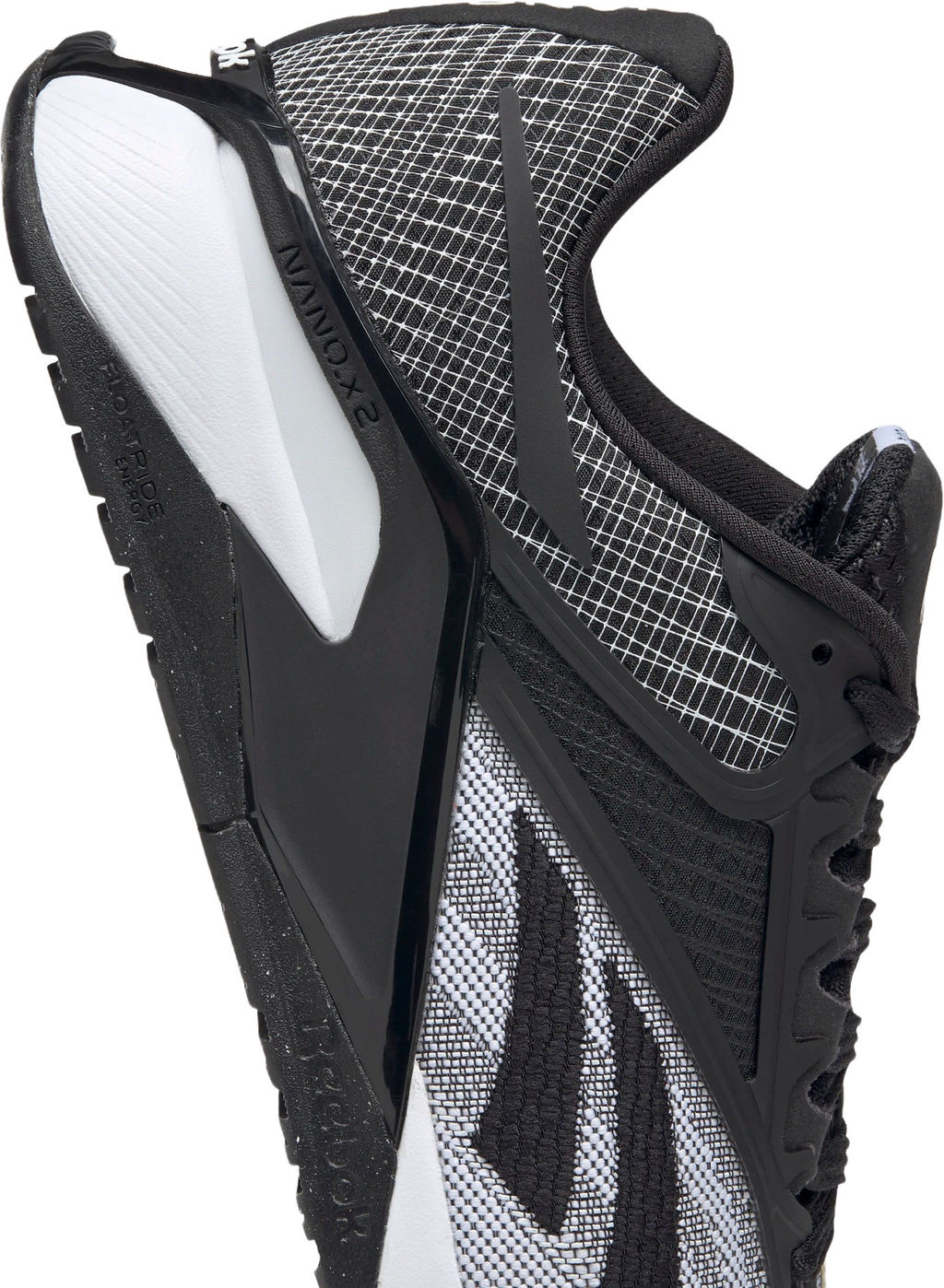 Кроссовки женские