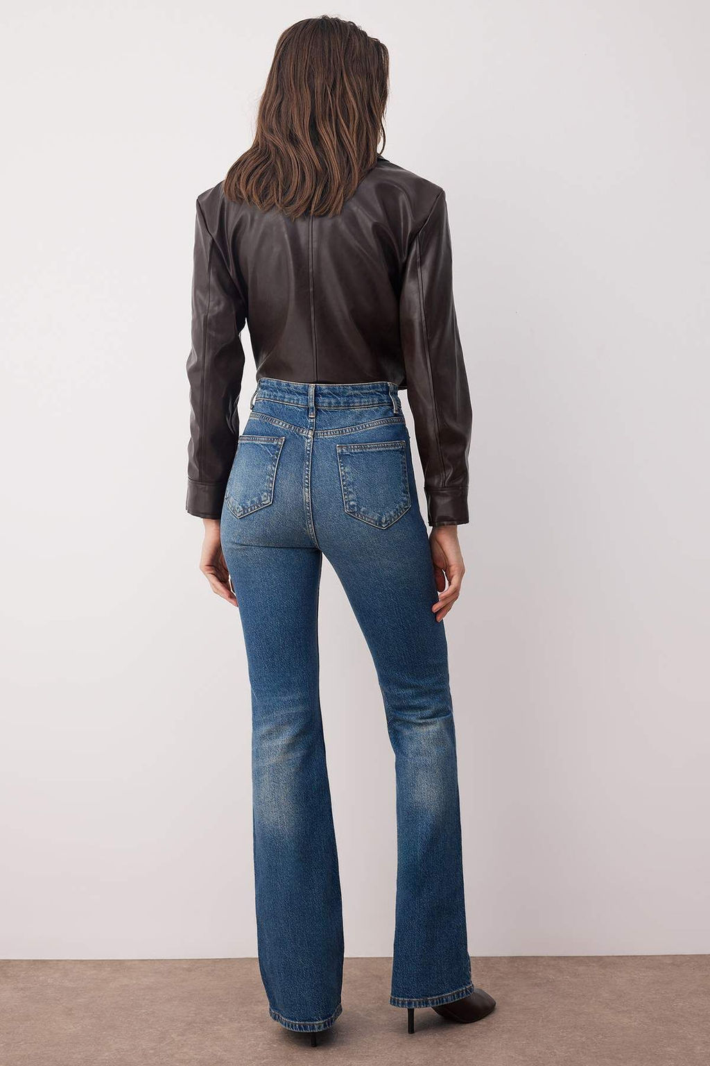 Mavi Soluk Efekt Vintage Yuksek Bel Flare Jeans TWOAW25JE00169 - Trendyolmilla фото 5