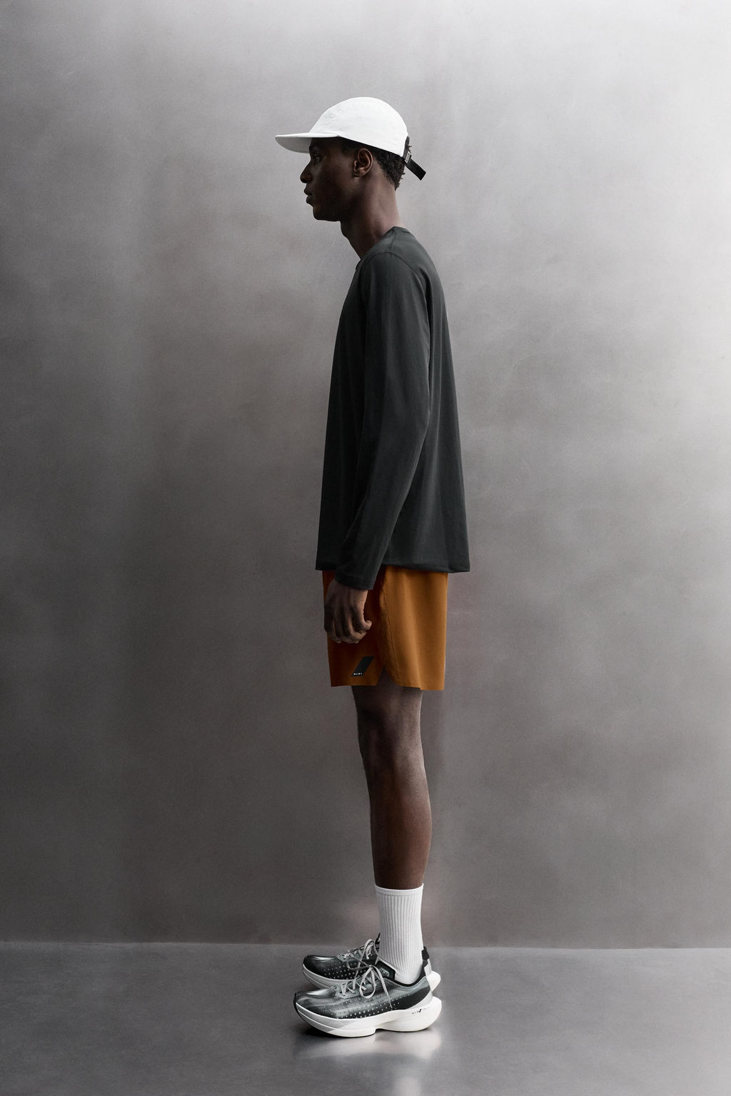 CAMISETA T?CNICA B?SICA MANGA LARGA / Negro - Zara фото 4