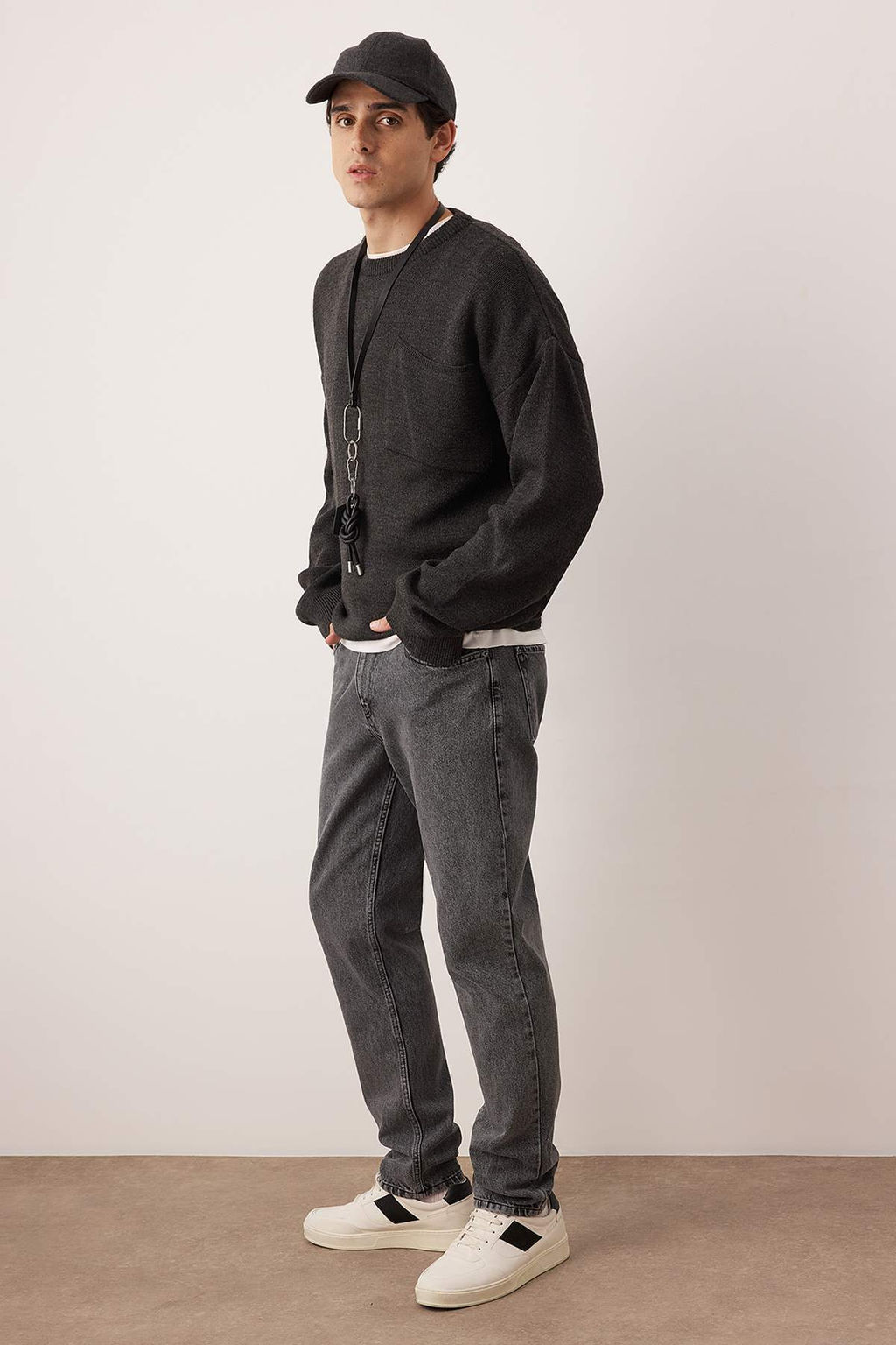 Gri Essential Fit Jeans Kot Pantolon TMNAW23JE00104