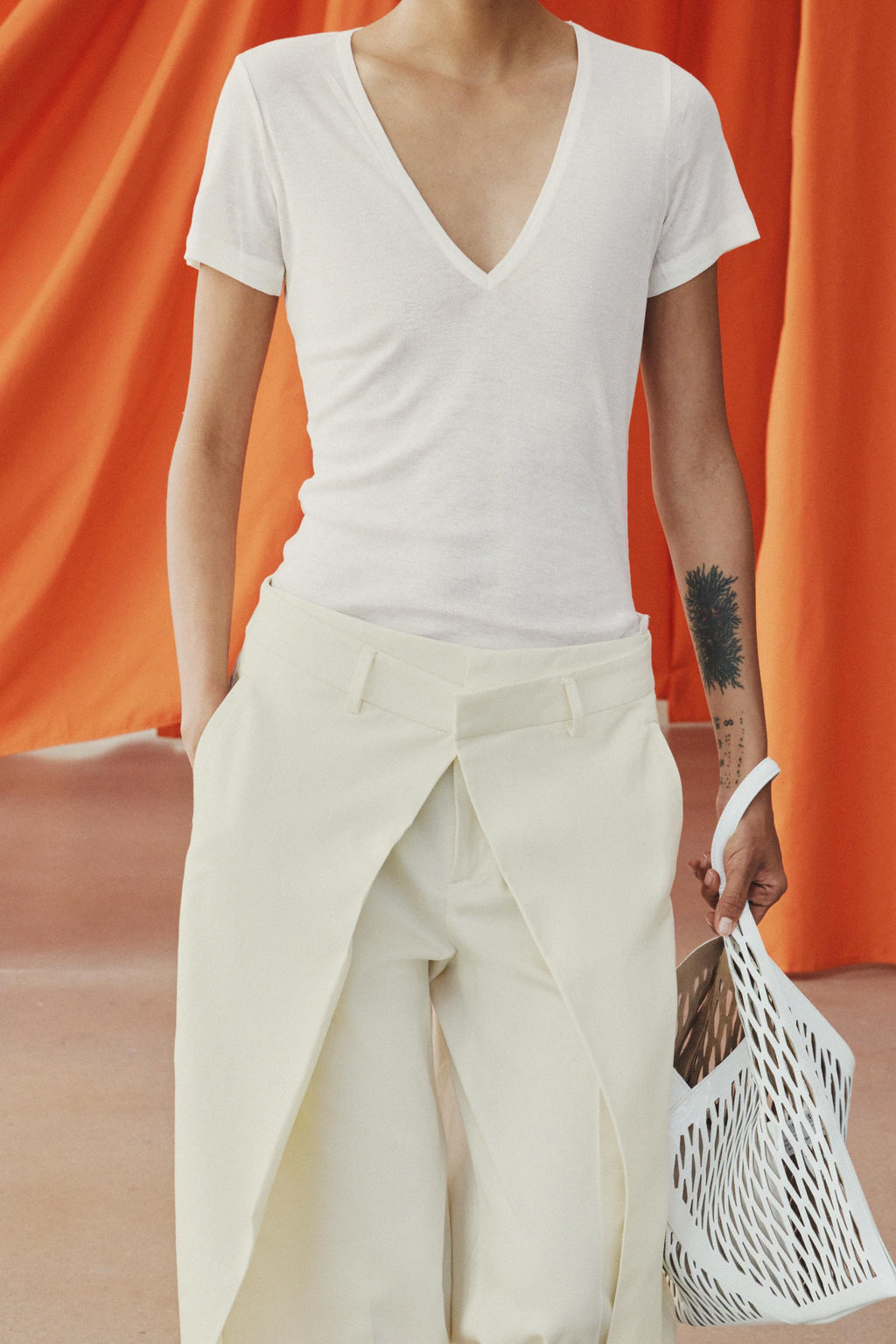 CAMISETA LYOCELL Y SEDA / Blanco roto