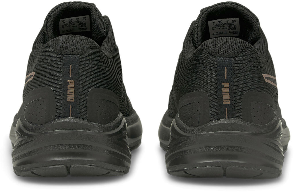 Кроссовки взрослые